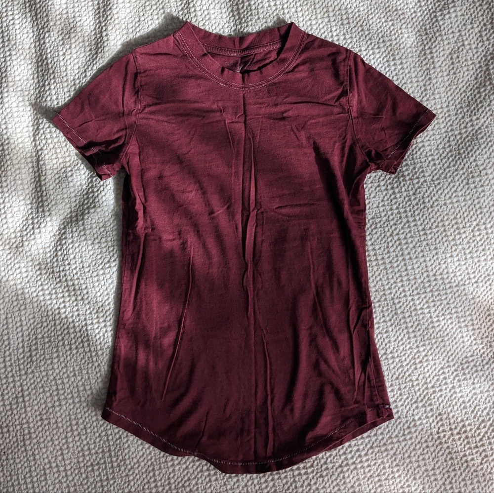 Cotton Tee in 'Garnet'